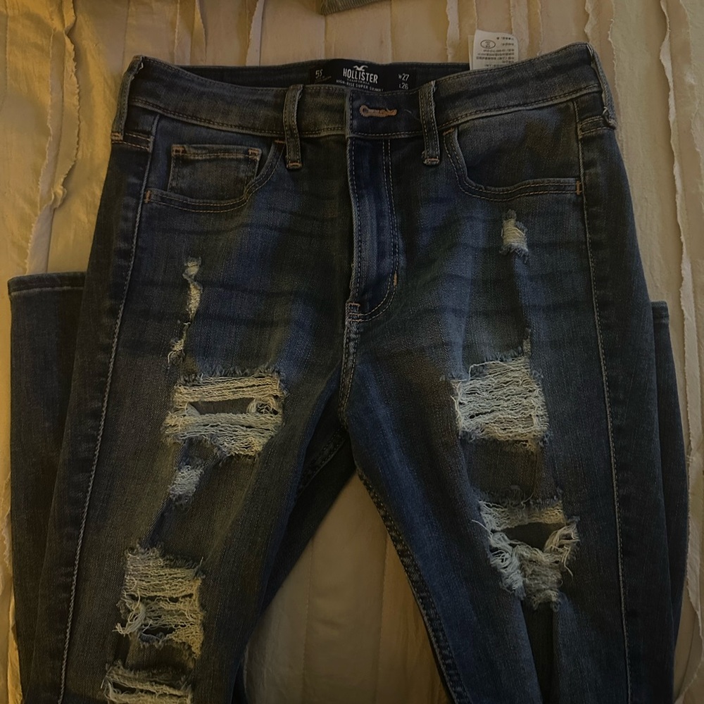 Hollister Women's Distressed Blue Skinny Jeans